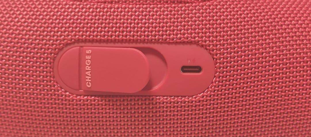 JBL レッド スピーカー