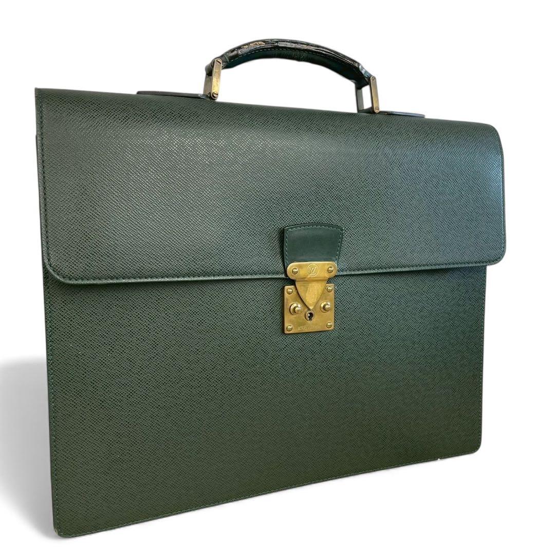 ルイヴィトン　ビジネスバッグ　タイガ　セルヴィエットモスコバ　エピセア