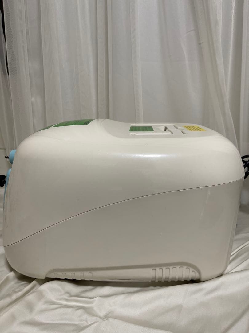 UNICOM OxyLand Z-3000 酸素供給装置
