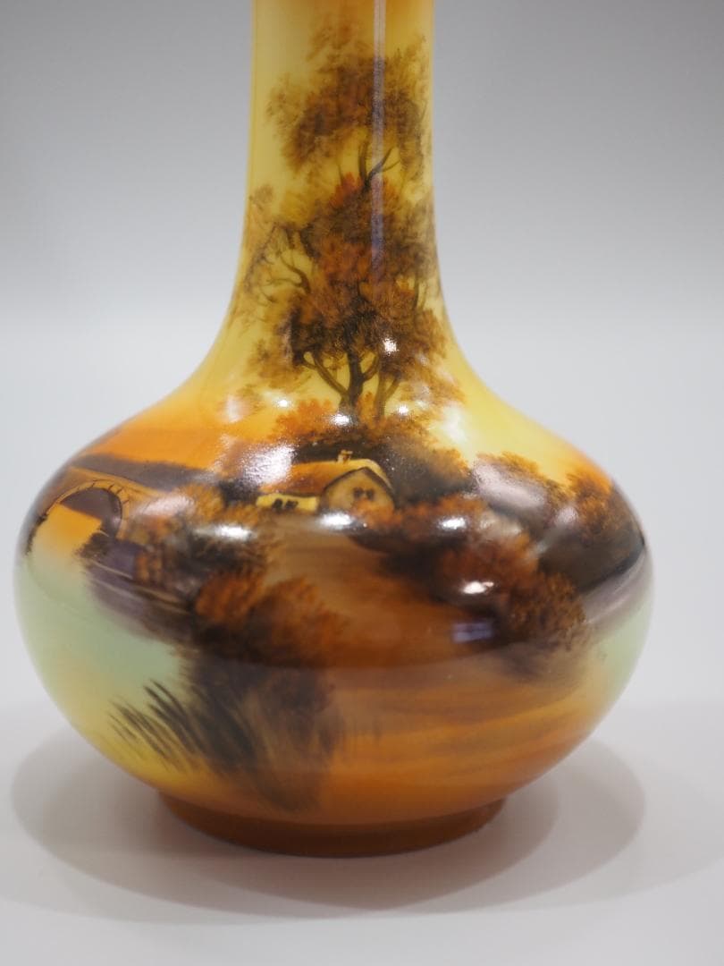 明治期里帰りノリタケM-JAPAN印 HANDPAINTED 湖夕焼け風景花瓶