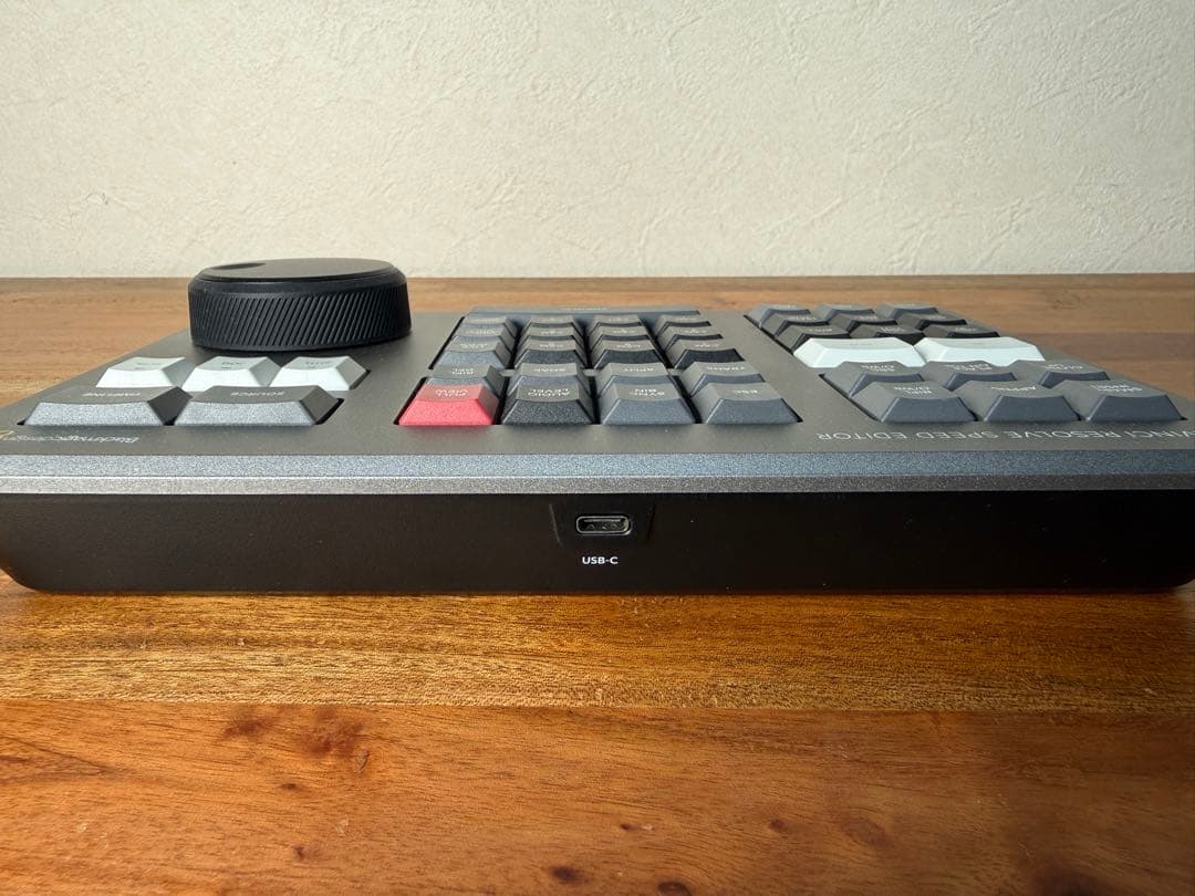 DaVinciResolve Speed Editor ➕Studioライセンス