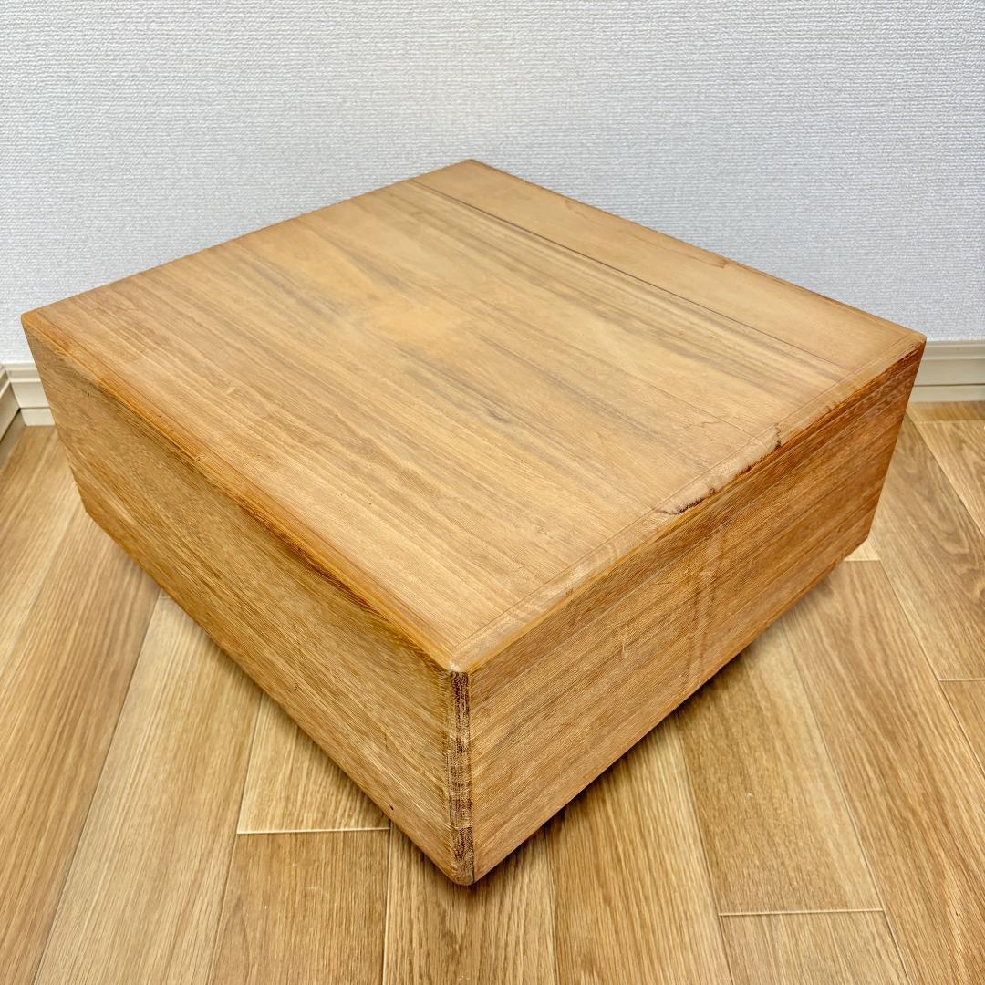 【定価27万円】新榧 6寸 柾目 足付 碁盤 碁石 34号 本蛤 那智黒 木箱付