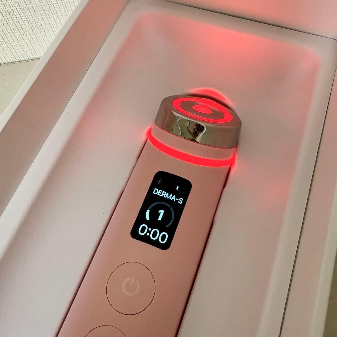 【25.9正規購入】メディキューブ 美顔器 ブースタープロ medicube