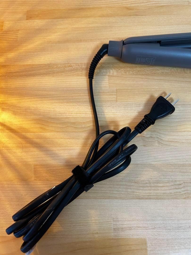 SALONIA スムースシャインストレートヘアアイロン 24mm グレーポーチ付