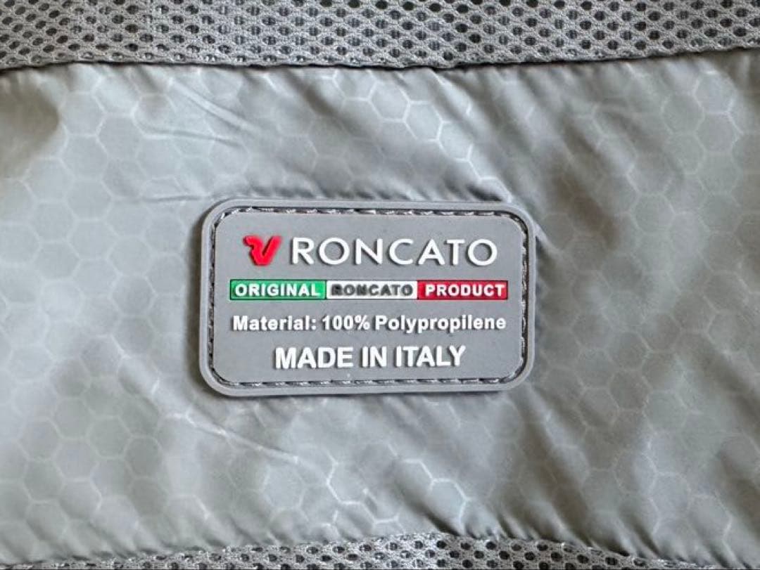 ロンカート RONCATO BOX イタリア製 超軽量スーツケース 2.9kg