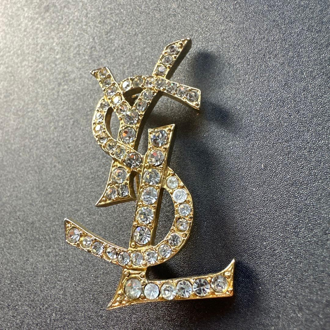 【vintage】YSL ロゴブローチ ゴールドカラー　イヴサンローラン