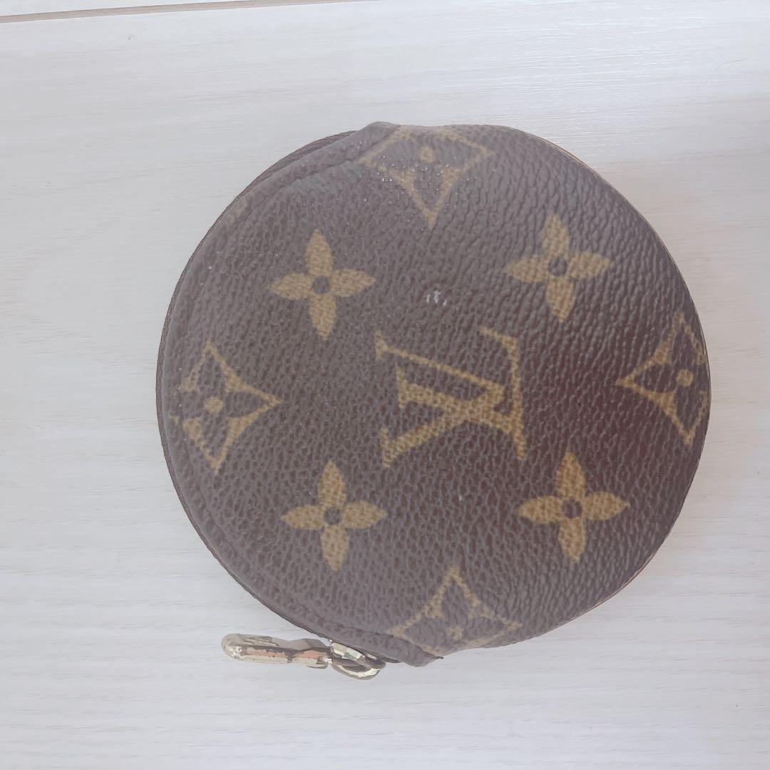 ルイヴィトン LOUIS VUITTON ケース