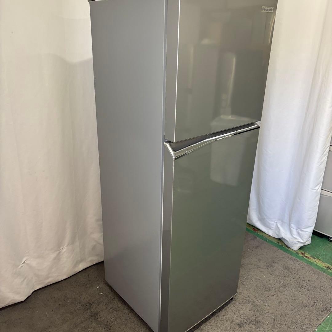 ★992　冷蔵庫　パナソニック　200-300ℓ　大きめ　設置無料　中古　綺麗