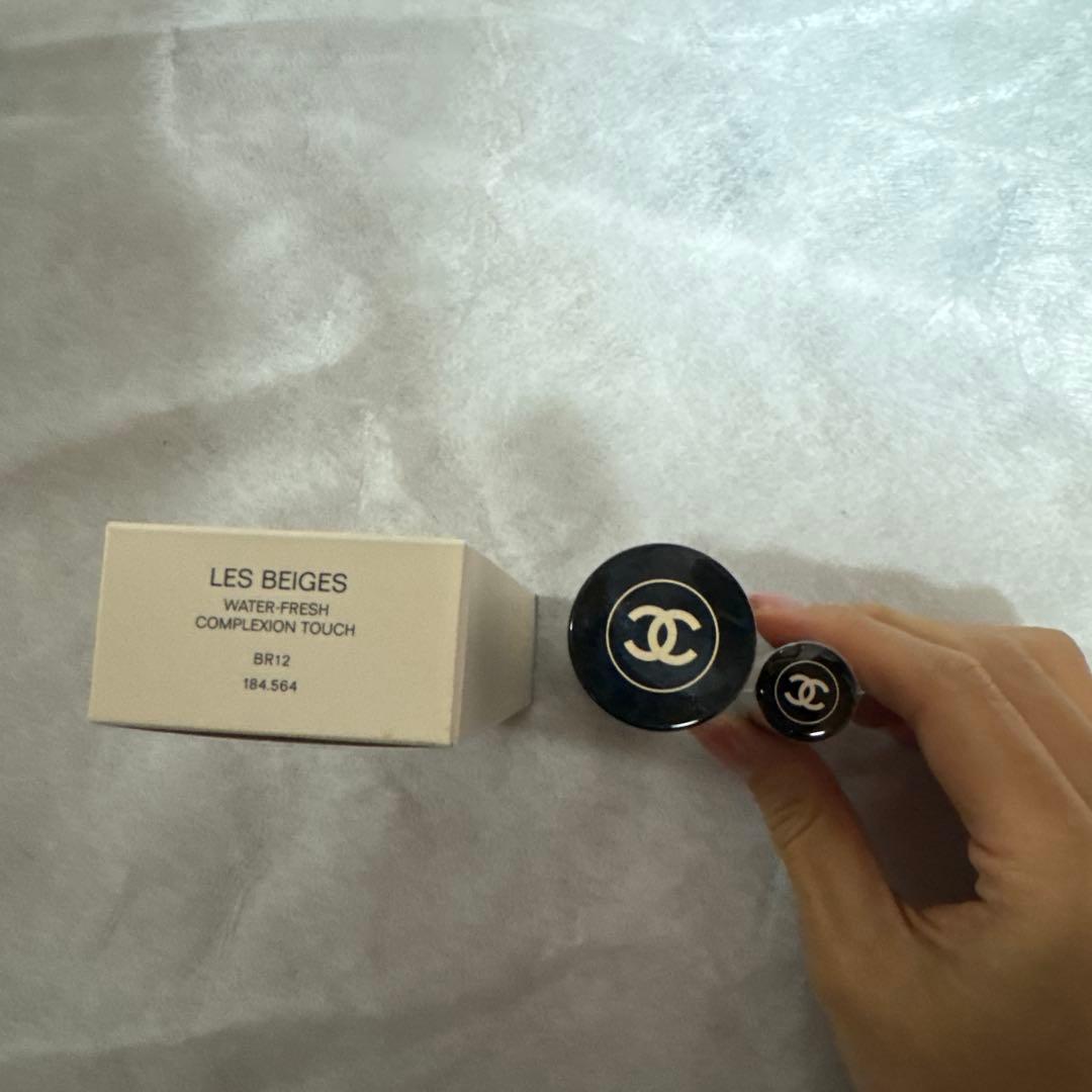 シャネルリキッドファンデーション★レ ベージュ トゥッシュ ドゥ タンBR12