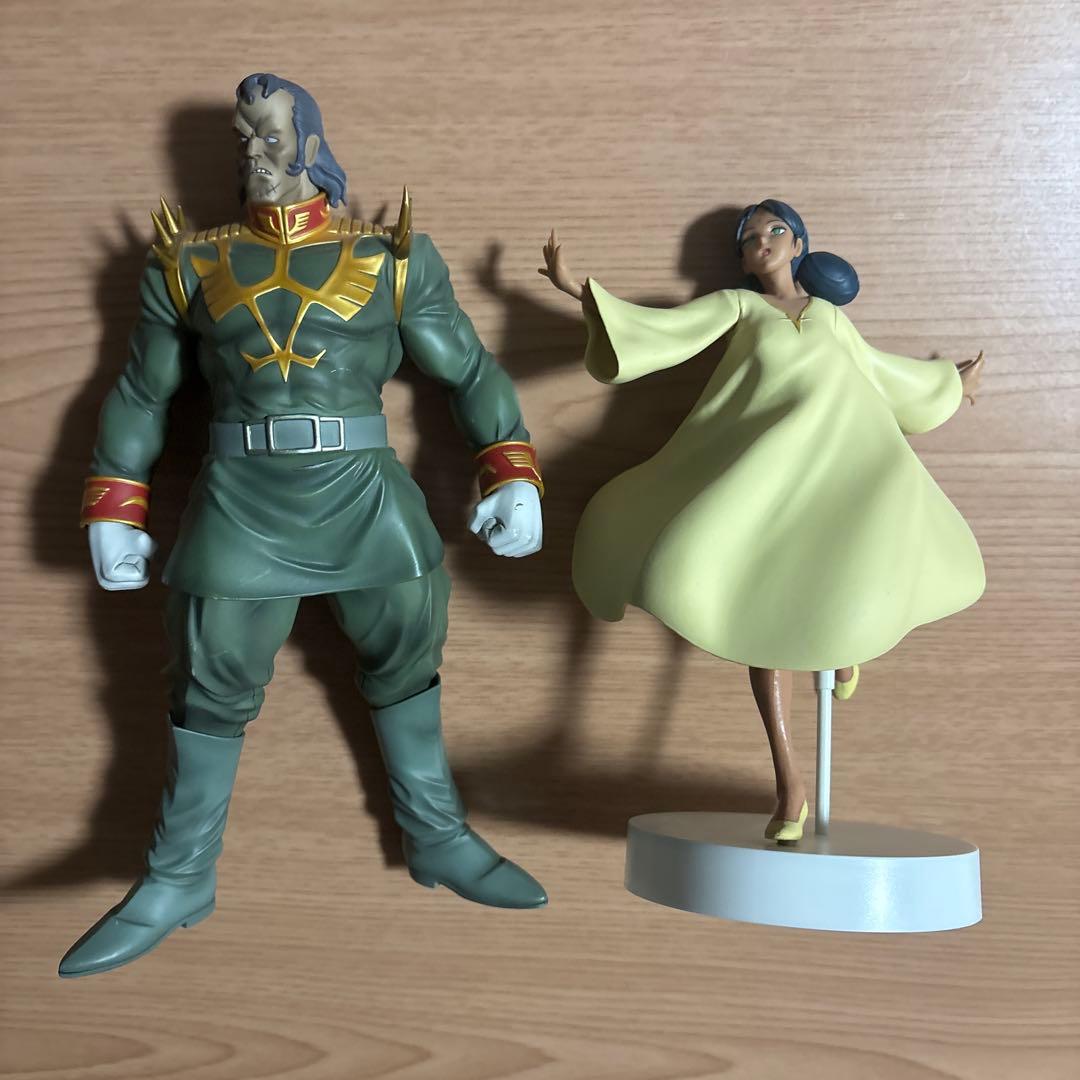 ガンダム　フィギュア　2体 SET
