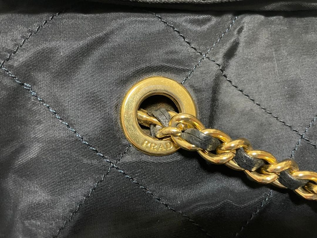 PRADA（プラダ）チェーンショルダーバッグ　ナイロン