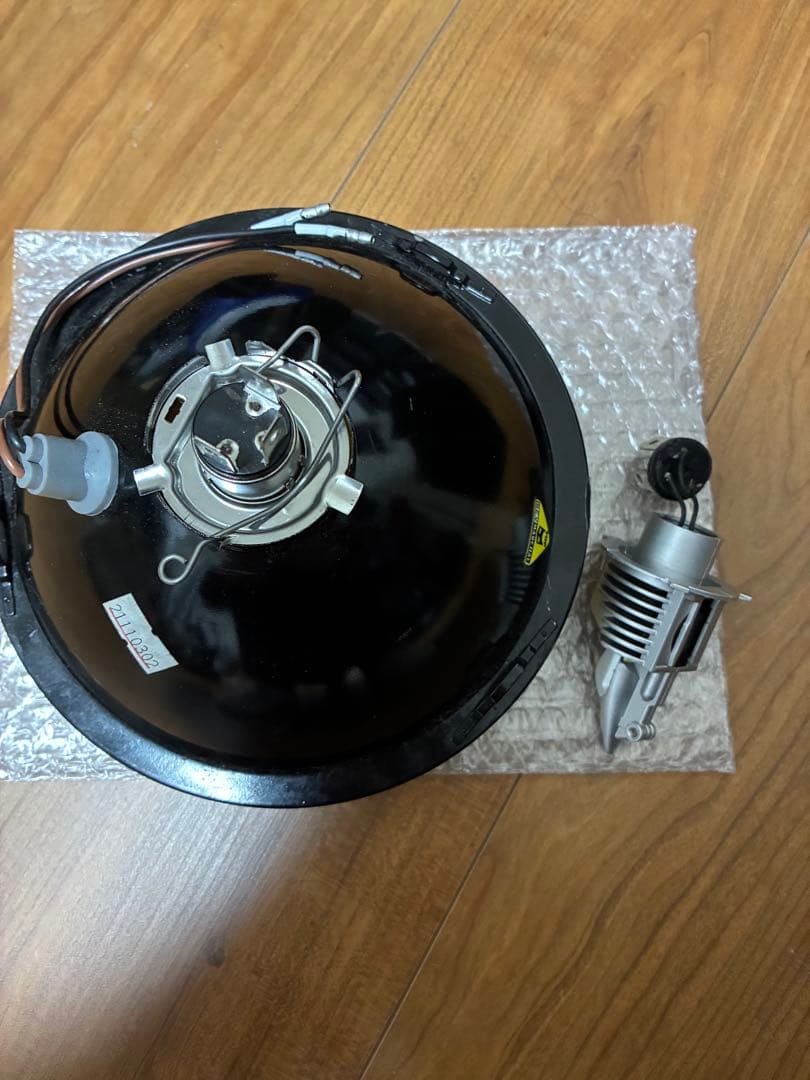 S.E.V. MARCHAL イエロー ヘッドライト