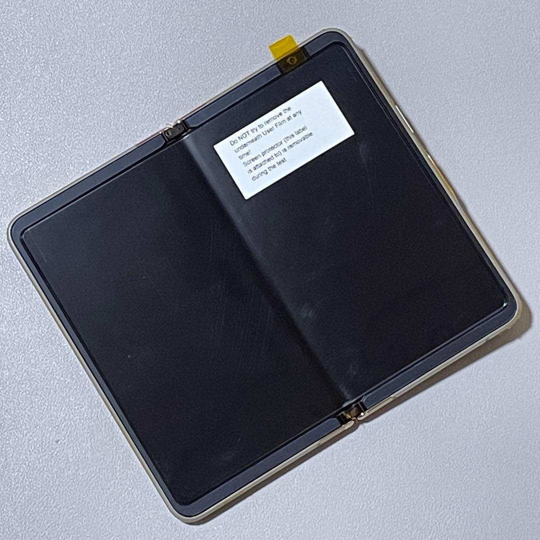 Google Pixel Fold インナーディスプレイ新品