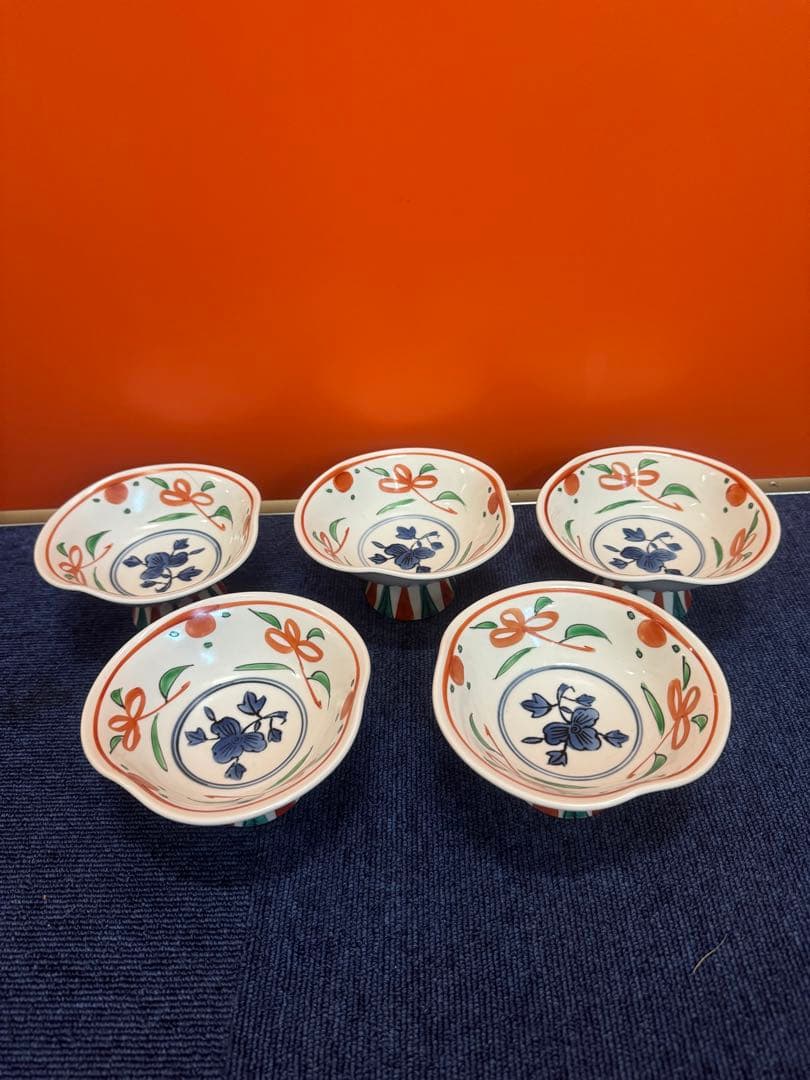 1646 其泉窯　赤絵　高台鉢　5客