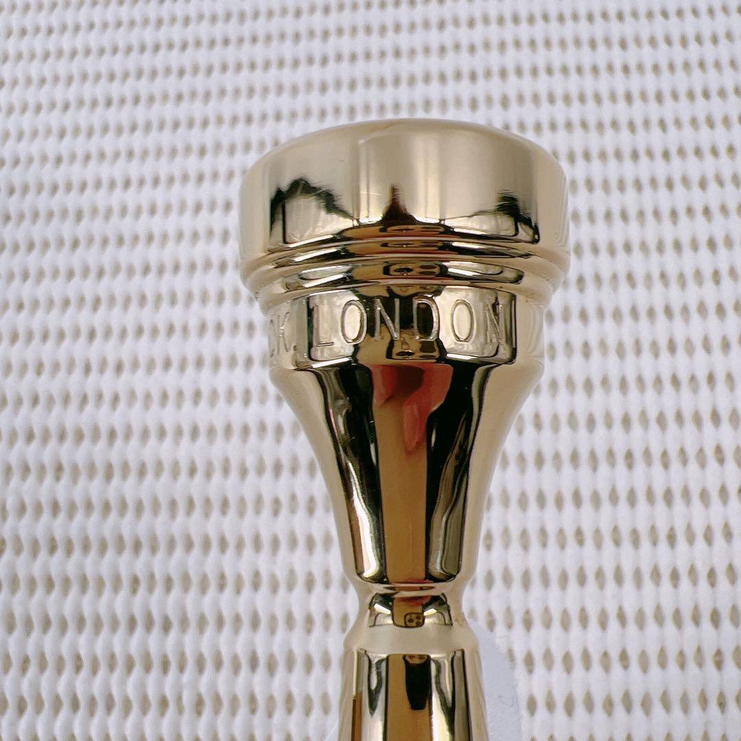 【新品】デニスウィックトランペットマウスピース　Classic 4 GP ①