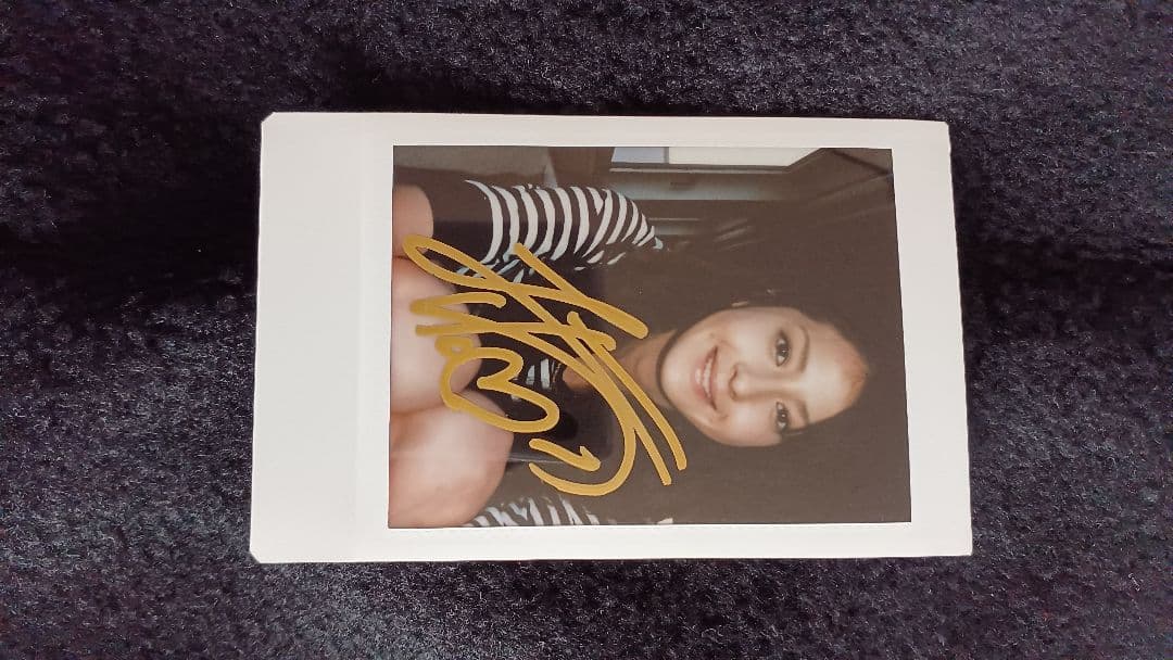 ★ 仮面ライダー電王 野上愛理 (松本若菜) サインにスレ有 生チェキ♡