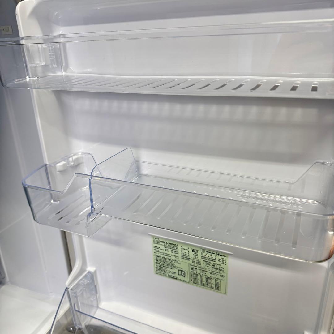 takeshicrea シャープ 冷蔵庫 クリーニング済　2021年