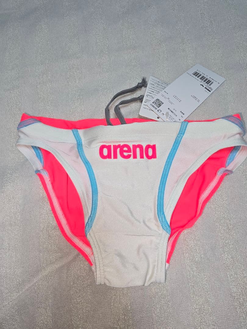 ①　アリーナ　競パン　競泳水着　Vパン