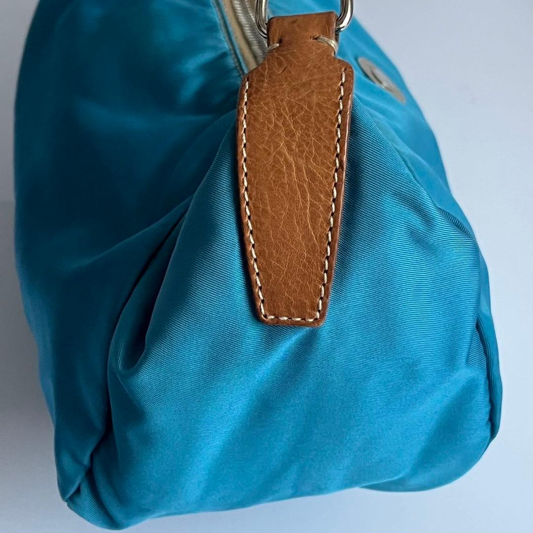 ✨未使用級✨　MIUMIU ハンドバッグ　バニティー　ナイロン　水色