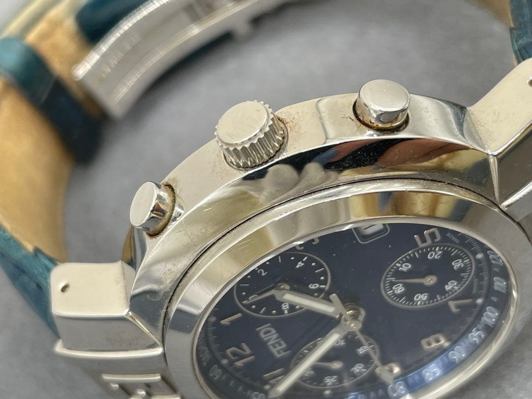 M148 FENDI フェンディ クロノグラフ 腕時計 クオーツ 青文字盤