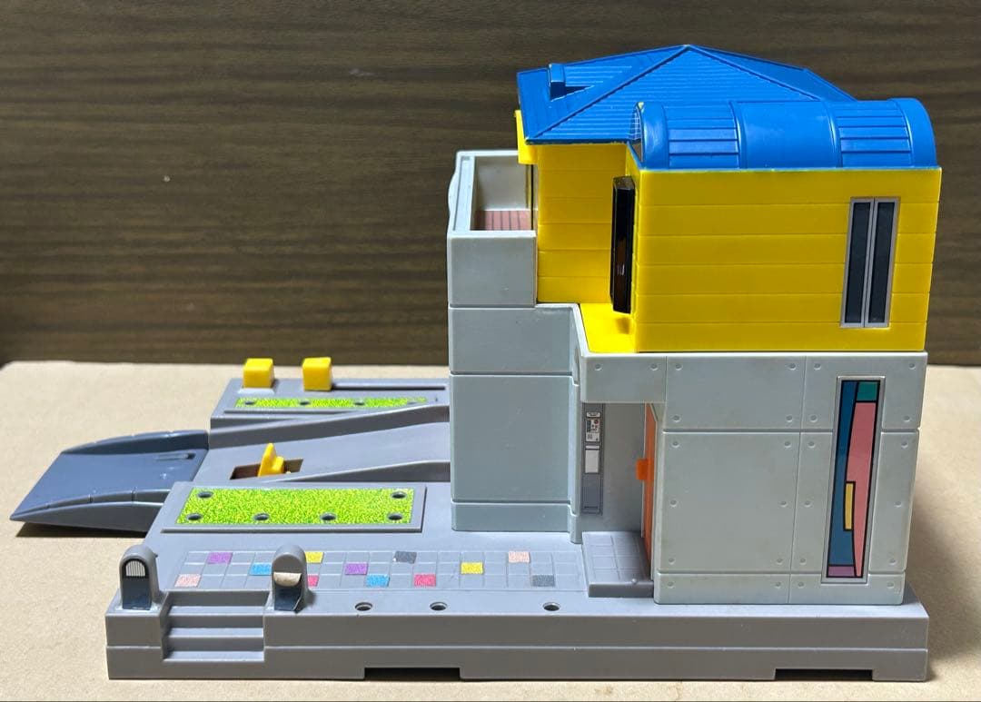 モータートミカ タウンハウス