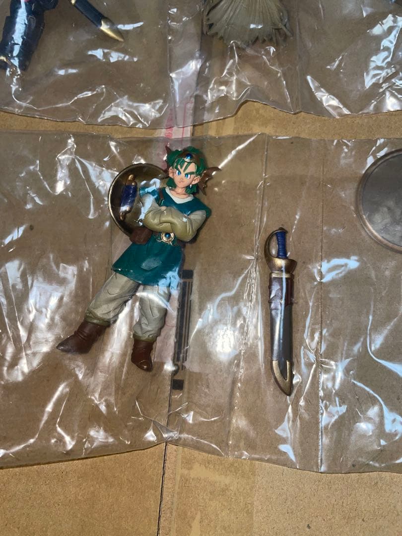 ドラゴンクエスト　ピサロ　勇者男女　未開封フィギュア