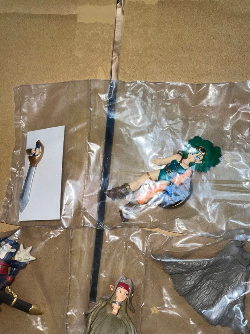 ドラゴンクエスト　ピサロ　勇者男女　未開封フィギュア