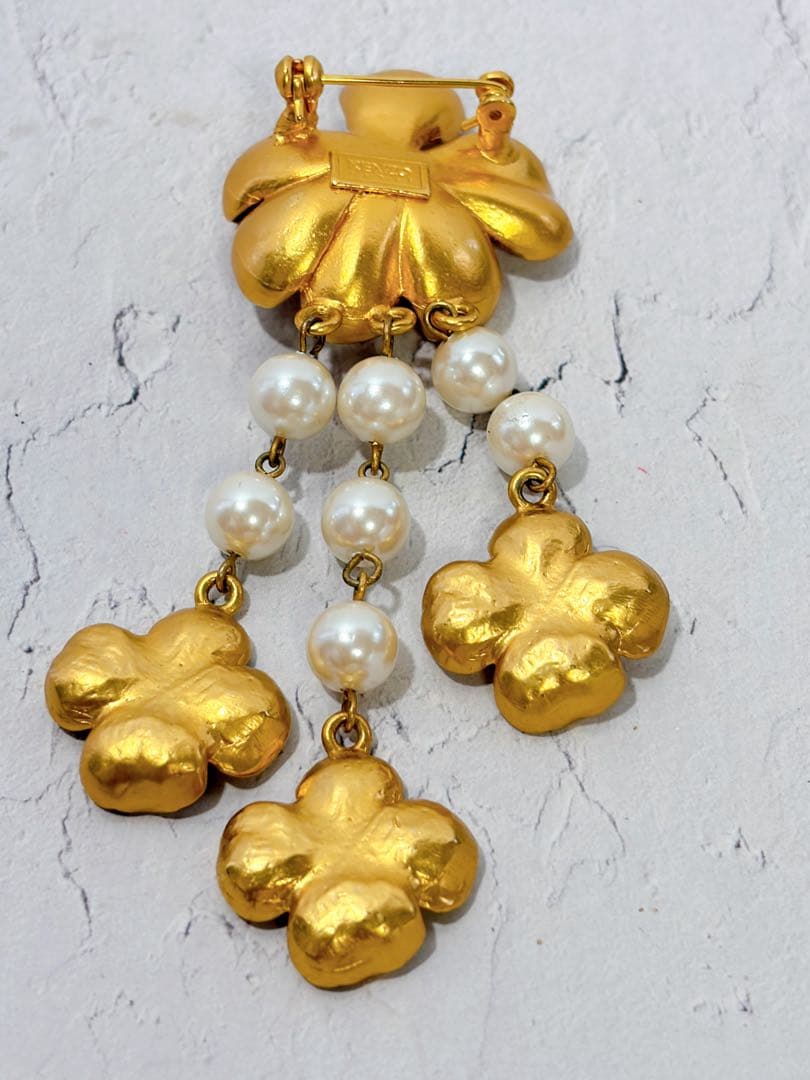 kenzo ビンテージ　ブローチ　ゴールド　フラワー　花　パール　レトロ