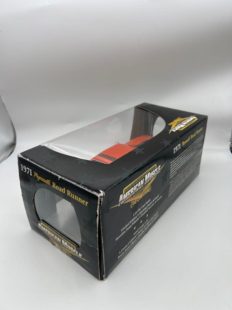 No231ミニカー1/18箱あり1971 Pontiac Road Runner