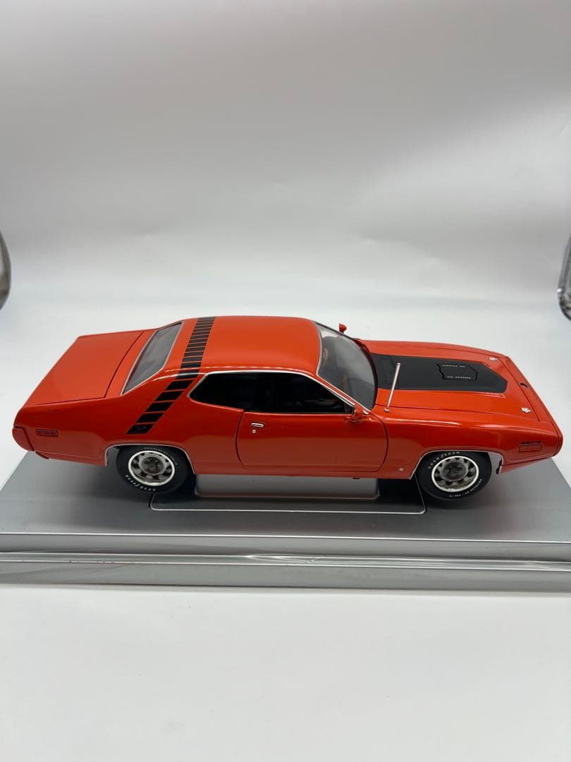 No231ミニカー1/18箱あり1971 Pontiac Road Runner