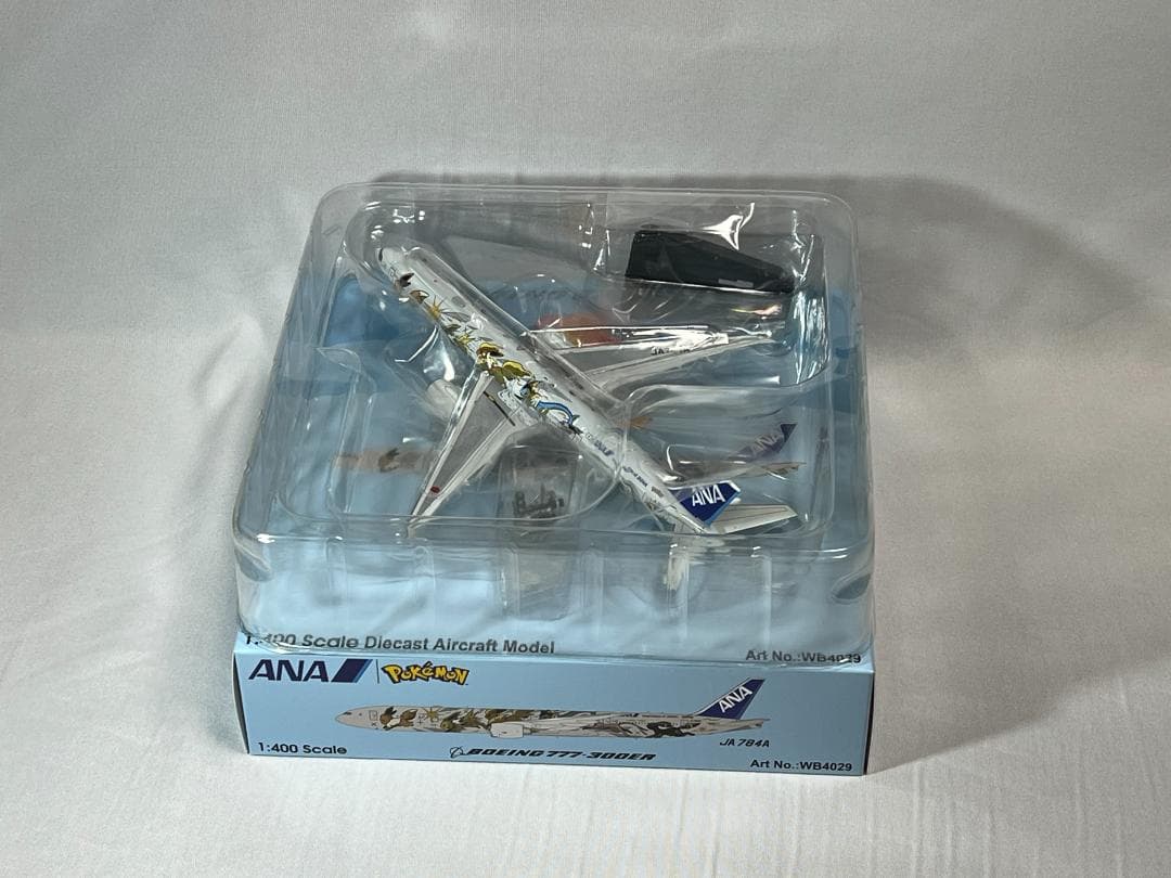 Aviation 1:400 ANA 全日空 B777-300ER JA784A
