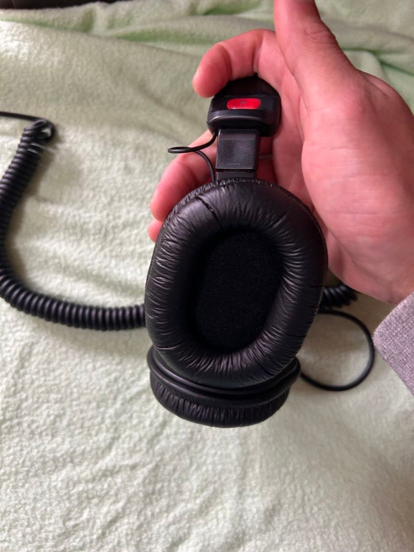 【美品】SONY ステレオヘッドホン 有線 MDR-7506