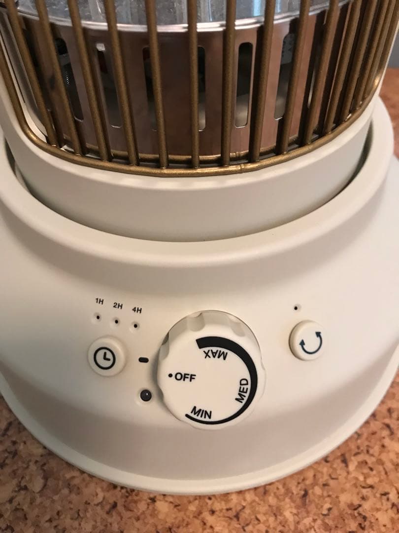 ブルーノカーボンヒーター遠赤外線　首振り