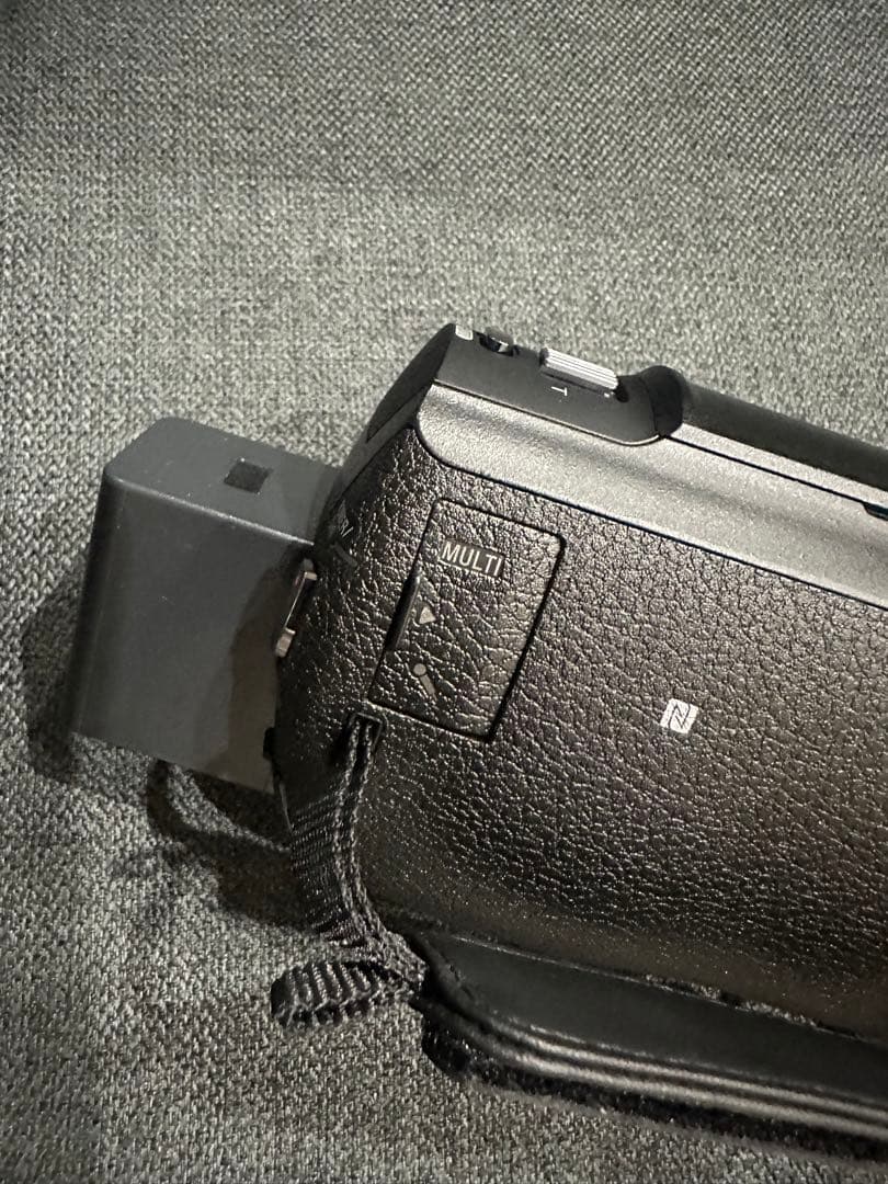 ビデオカメラ SONY 4K Handycam FDR-AX45 (BLACK)