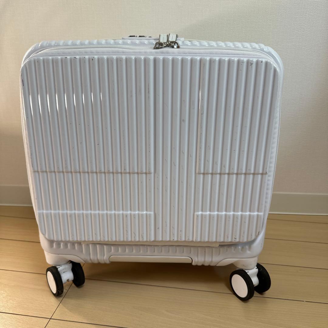 innovator INV20 キャリーケース33Lホワイト