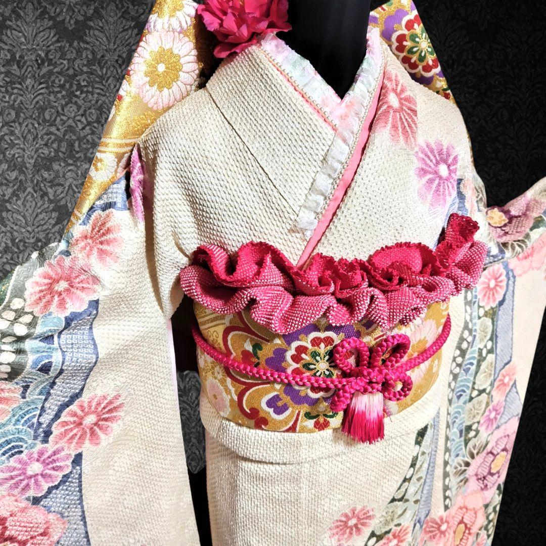 振袖フルセット(7点)・本絞り・総絞り・花模様・金彩加工・逸品