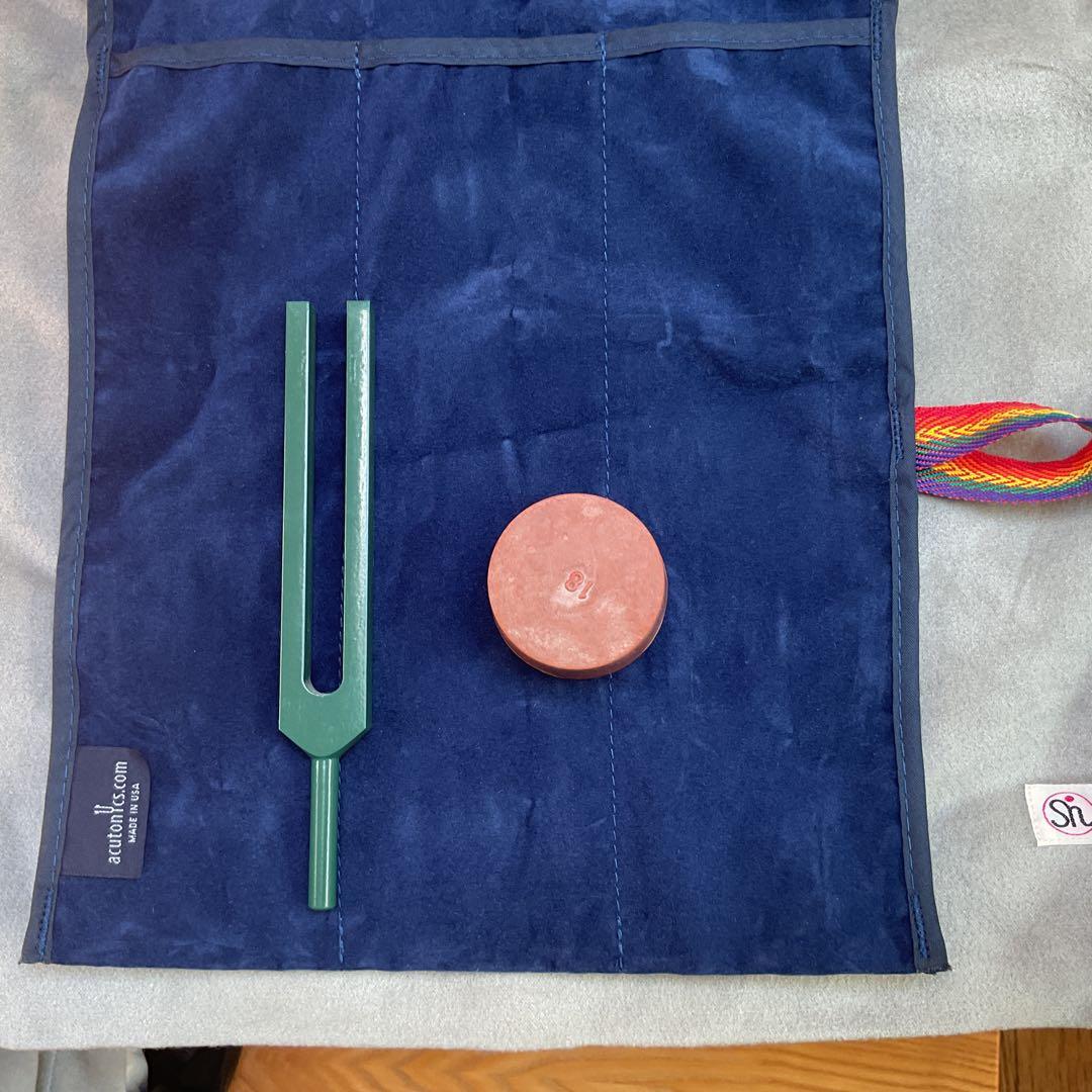 睡眠障害の改善にも有効なアキュトニックス　アース(地球) 音叉