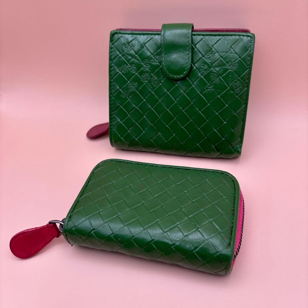 ◆正規品◆ボッティガヴェネタイントレチャート 二つ折りサイフとオマケケース