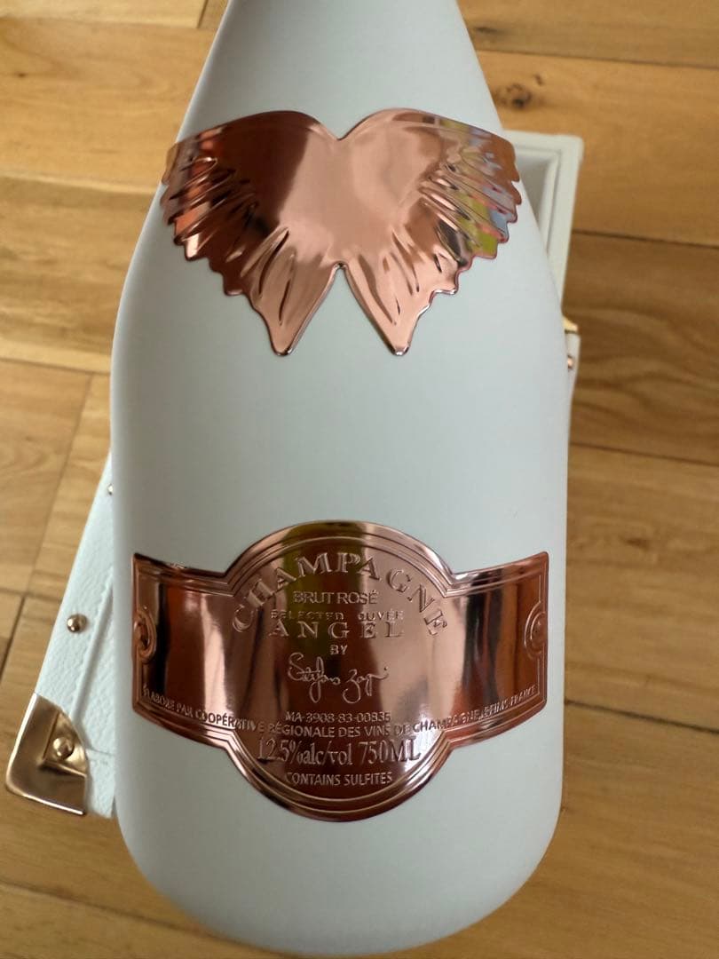 ANGEL シャンパンケース ホワイト　たけるさん専用