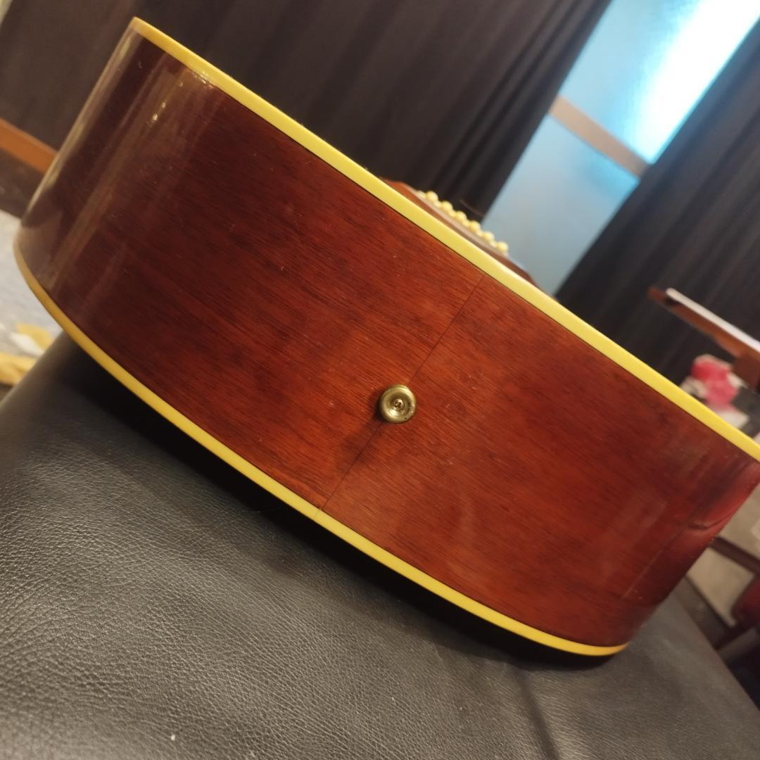 History　アコースティックギター