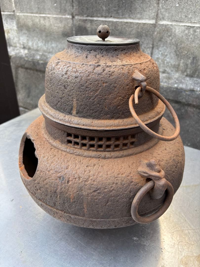 鉄製　茶釜　茶道具　レトロ　古道具　鉄瓶