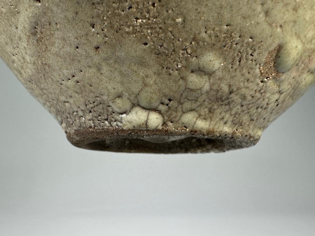 朝鮮古美術　李朝時代　茶道具　茶碗　白磁　貫入 時代　古物　韓国美術　旧蔵供箱