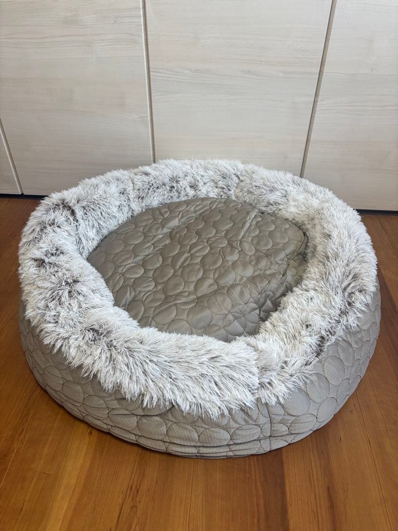 ハギースリープ　HuggySleep 犬用ベッド 円形 ブラウン