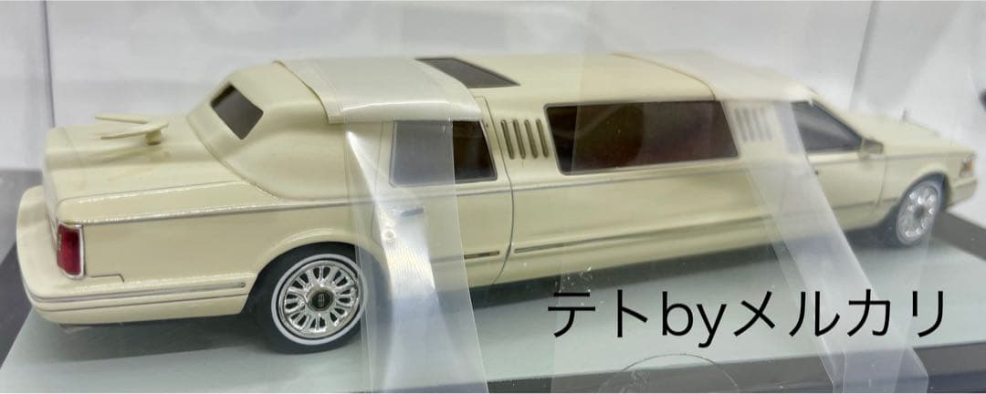 1/43 GIM製 1997 Lincoln TownCar Limousine