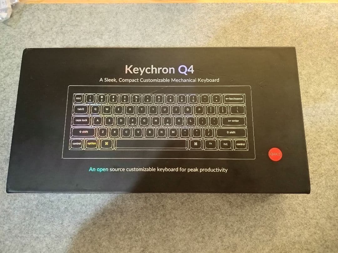 キーボード keychron q4