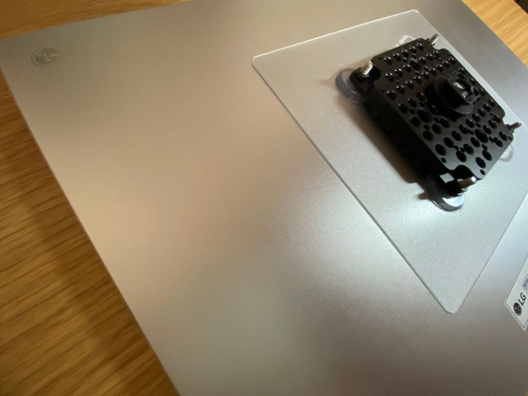 LGモバイルモニター gram +view 16MQ70 スタンドDIY