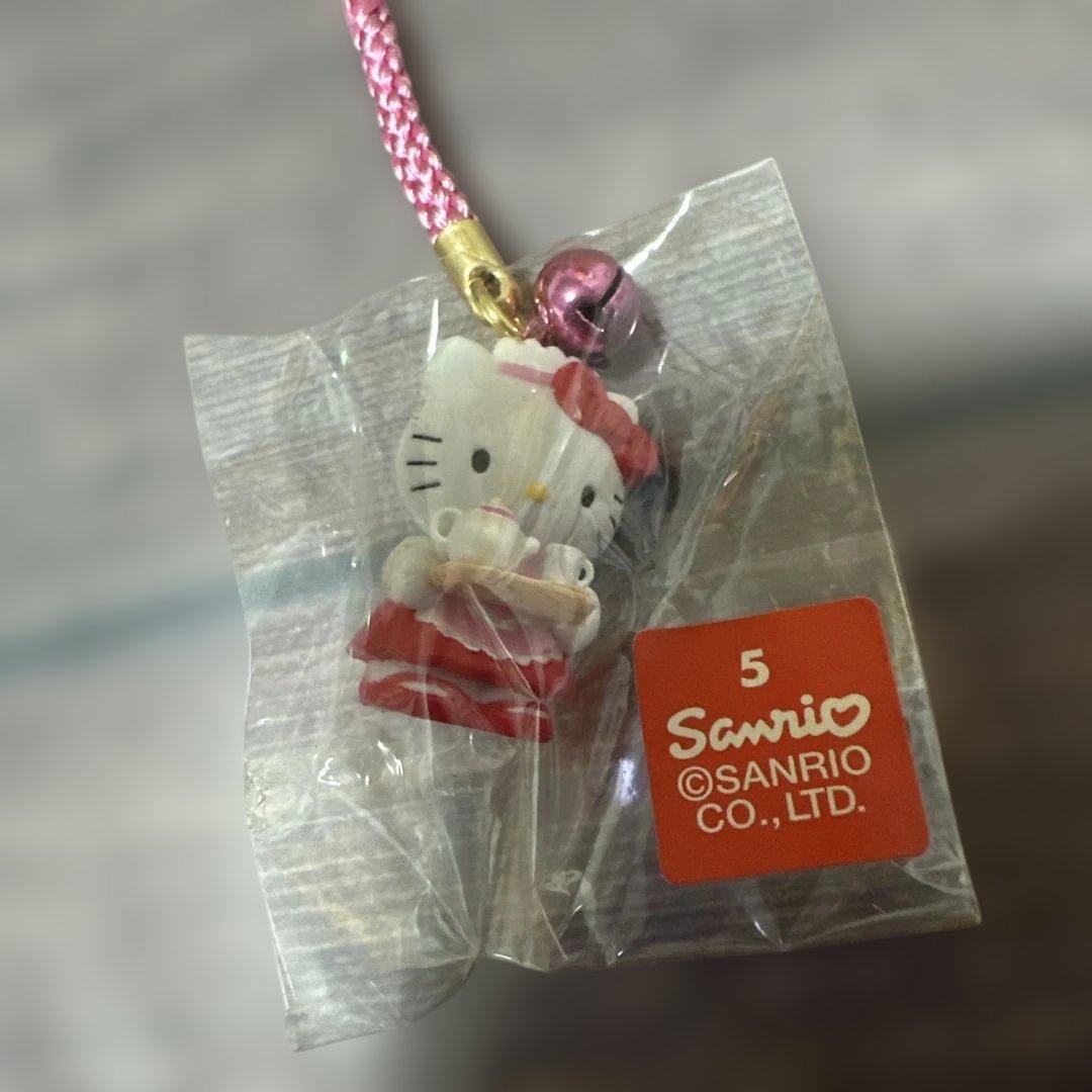 ハローキティ 根付け ウエイトレス 激レア サンリオ 入手困難