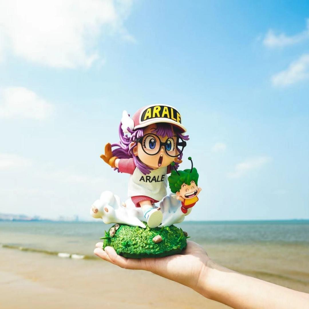 Dr.スランプ アラレちゃん 走る ガレージキット 塗装済み完成品 フィギュア