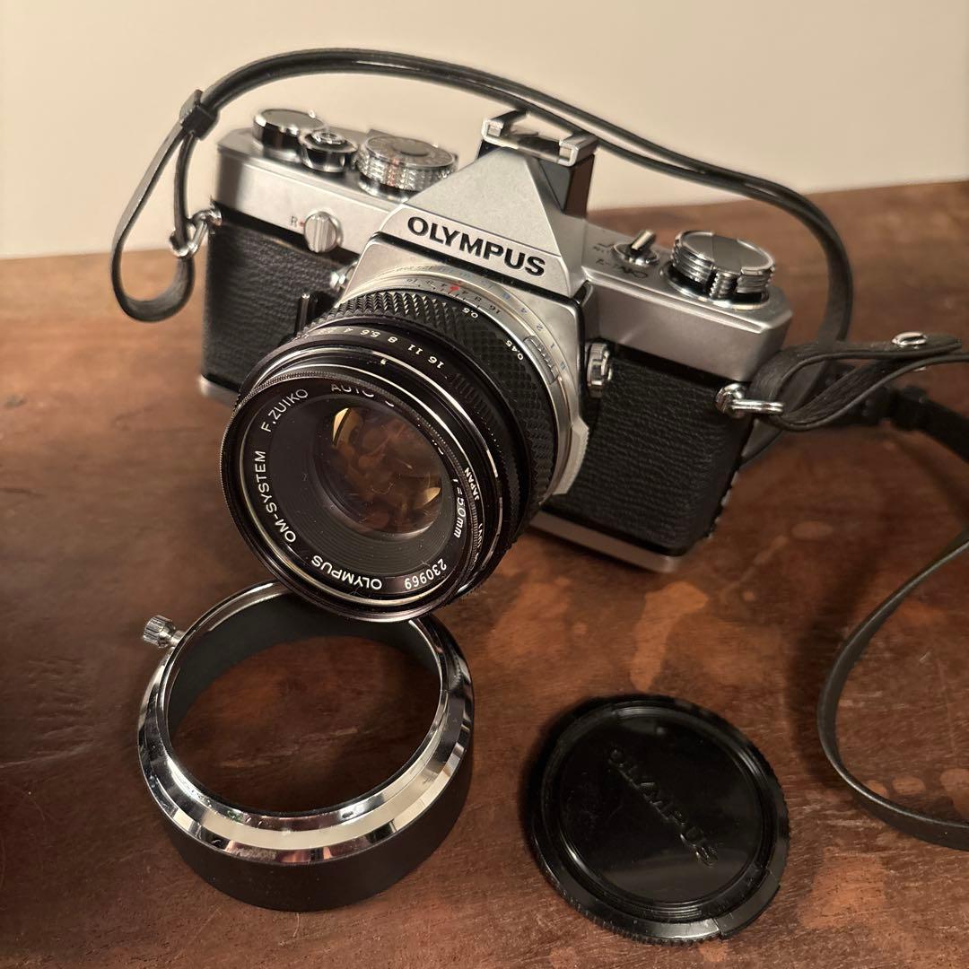 【極美品・希少革ケース付】Olympus om-1