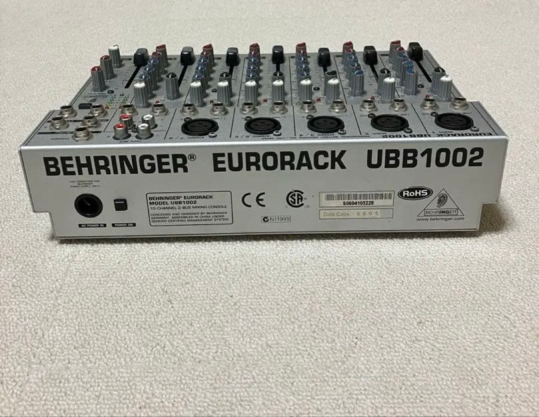 BEHRINGER UBB1002 アナログミキサー